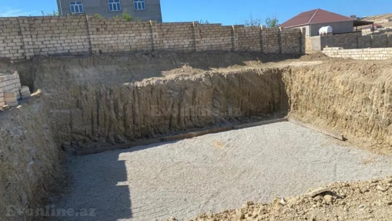 Satılır Torpaq 10 sot Novxanı