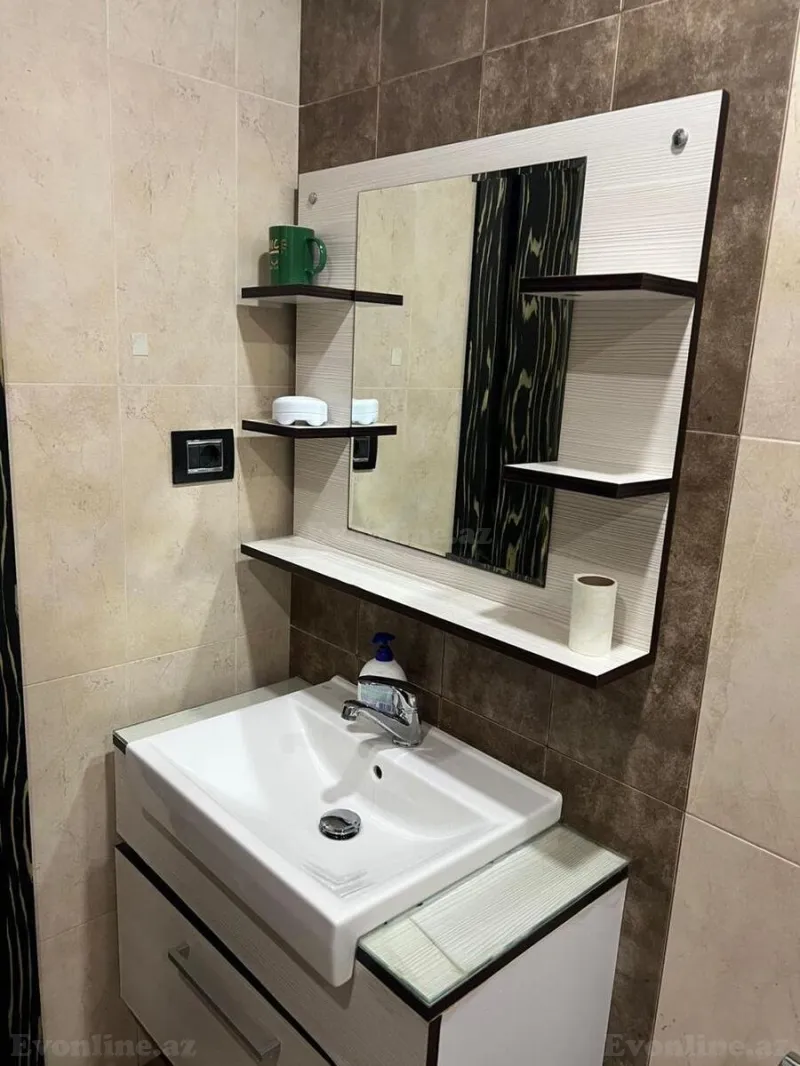 Kirayə verilir 2 otaqlı Mənzil Yeni tikili 85 m² Xətai m. - şəkil 7