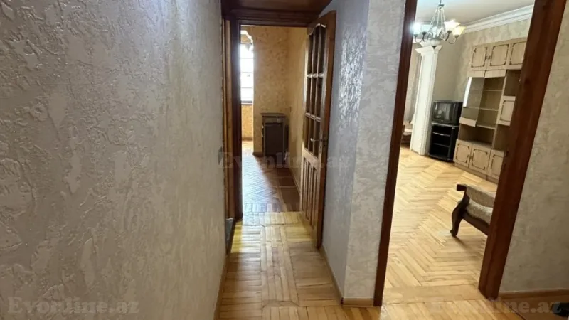 Satılır 2 otaqlı Mənzil Köhnə tikili 65 m² 4-cü mikrorayon - şəkil 9