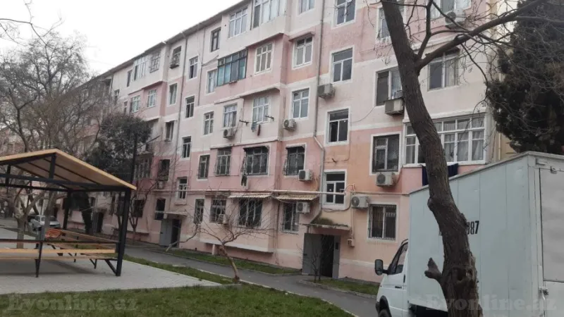 Satılır 3 otaqlı Mənzil Köhnə tikili 70 m² 3-cü mikrorayon - şəkil 4
