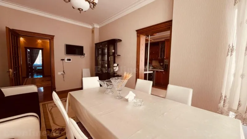 Satılır 5 otaqlı Mənzil Yeni tikili 190 m² Xətai m. - şəkil 5