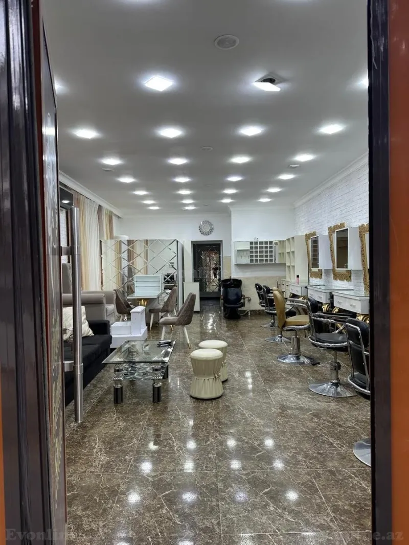 Kirayə verilir Obyekt 80 m² 8-ci mikrorayon