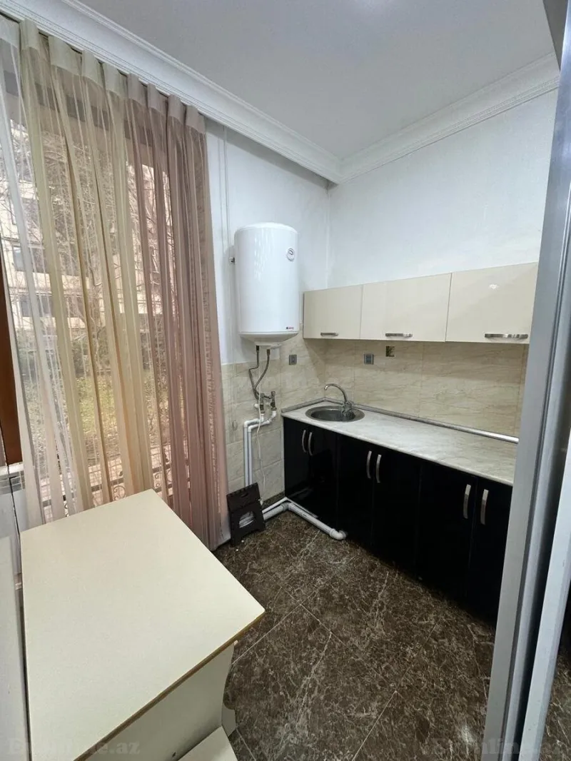 Kirayə verilir Obyekt 80 m² 8-ci mikrorayon - şəkil 5