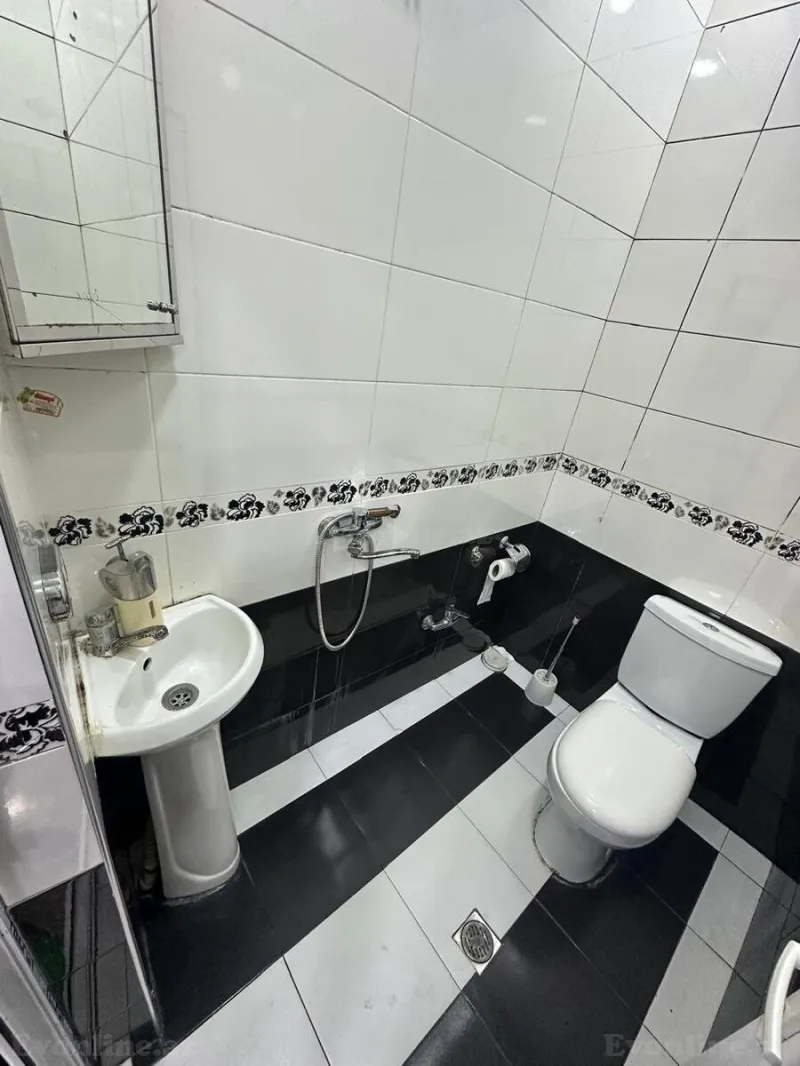 Kirayə verilir Obyekt 80 m² 8-ci mikrorayon - şəkil 10