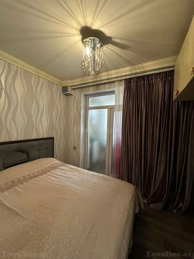 Satılır 1 otaqlı Mənzil Köhnə tikili 40 m² 8-ci mikrorayon - şəkil 3