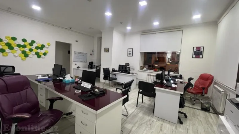 Kirayə verilir Ofis 65 m² İçərişəhər m.