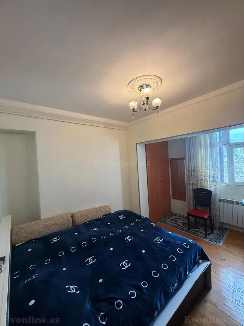 Satılır 2 otaqlı Mənzil Köhnə tikili 50 m² 8-ci mikrorayon - şəkil 3