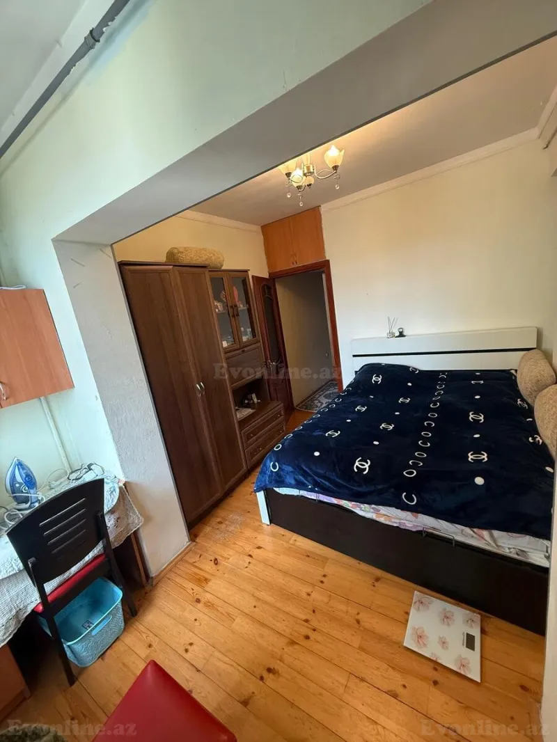 Satılır 2 otaqlı Mənzil Köhnə tikili 50 m² 8-ci mikrorayon - şəkil 4