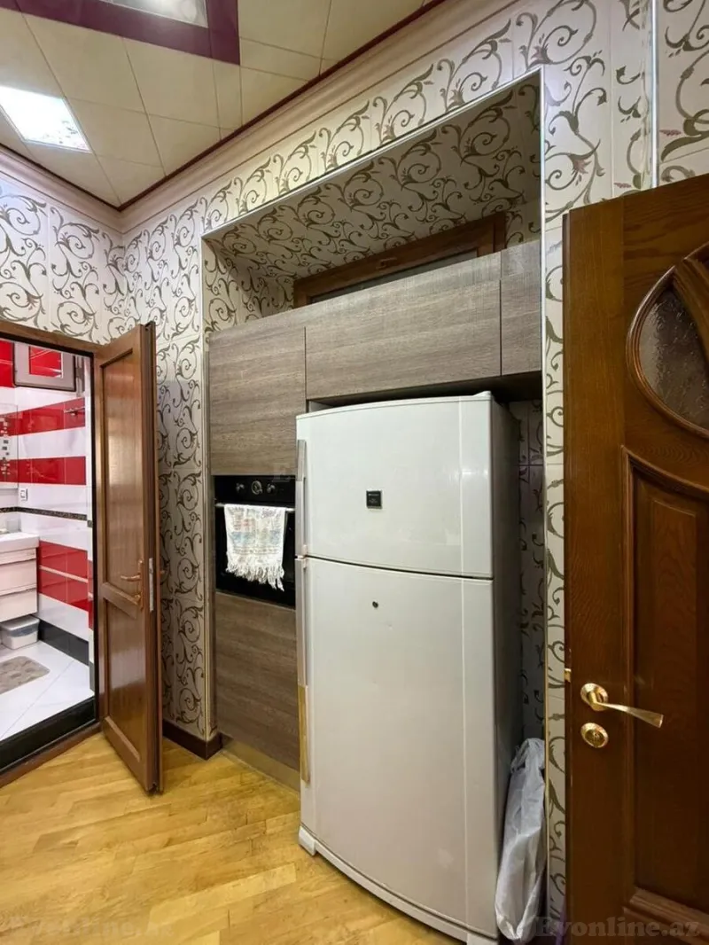 Kirayə verilir 3 otaqlı Mənzil Köhnə tikili 105 m² Sahil m. - şəkil 5