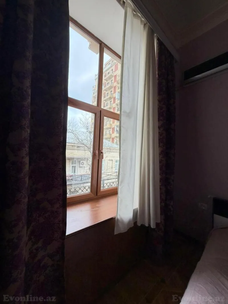 Kirayə verilir 3 otaqlı Mənzil Köhnə tikili 105 m² Sahil m. - şəkil 12