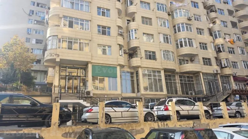 Satılır Obyekt 360 m² Yeni Yasamal