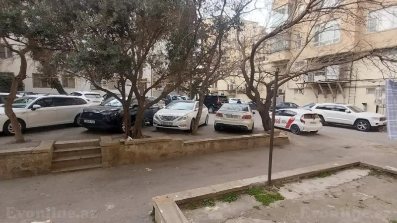 Kirayə verilir 2 otaqlı Mənzil Köhnə tikili 50 m² 1-ci mikrorayon - şəkil 2