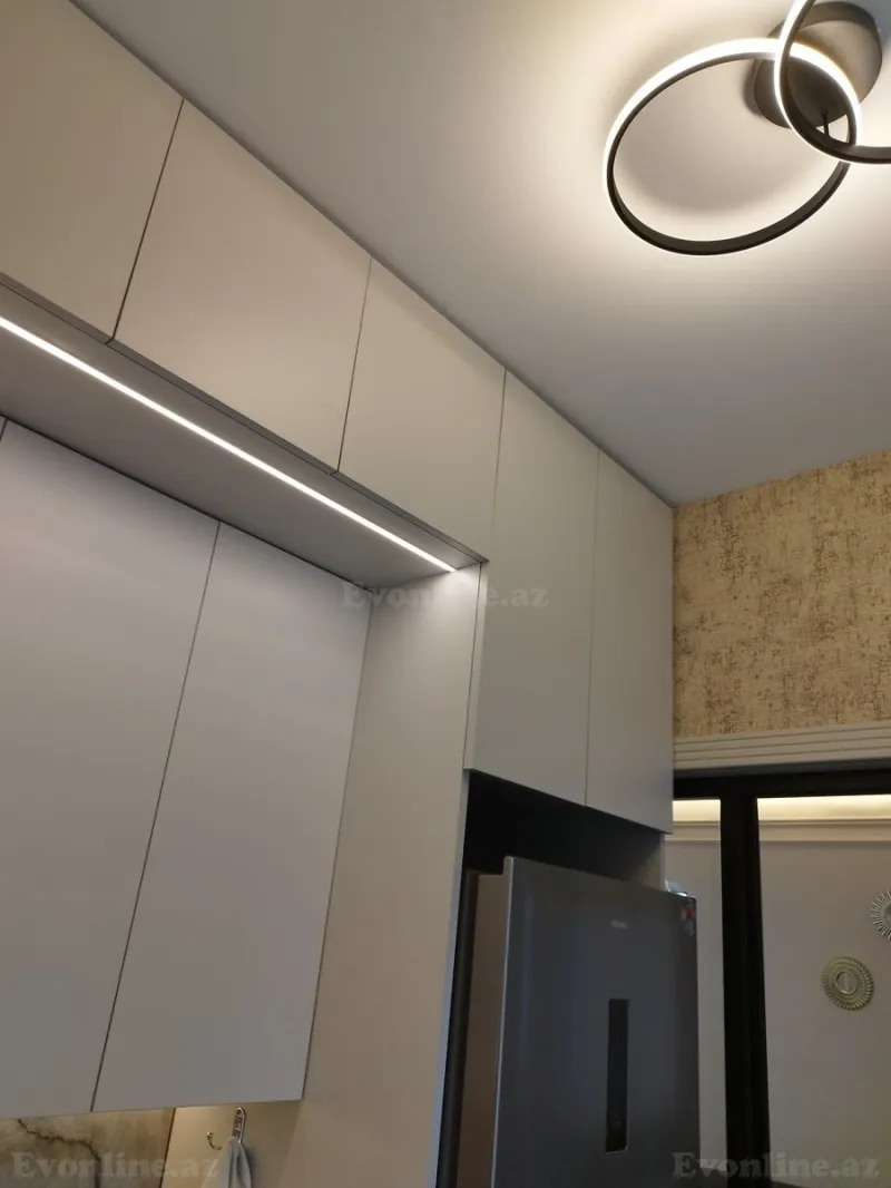 Satılır 2 otaqlı Mənzil Köhnə tikili 55 m² 4-cü mikrorayon - şəkil 2