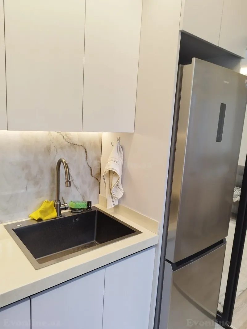 Satılır 2 otaqlı Mənzil Köhnə tikili 55 m² 4-cü mikrorayon - şəkil 3