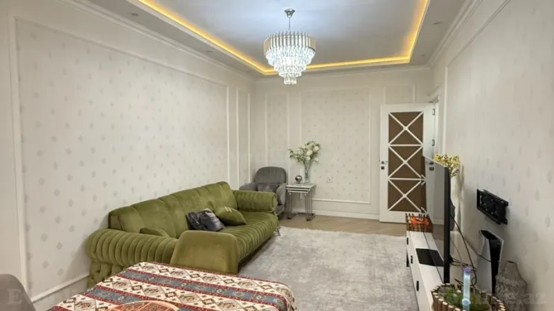Satılır 3 otaqlı Mənzil Köhnə tikili 88 m² Gənclik m.