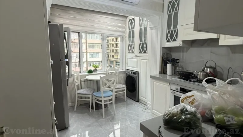 Satılır 3 otaqlı Mənzil Köhnə tikili 88 m² Gənclik m. - şəkil 12