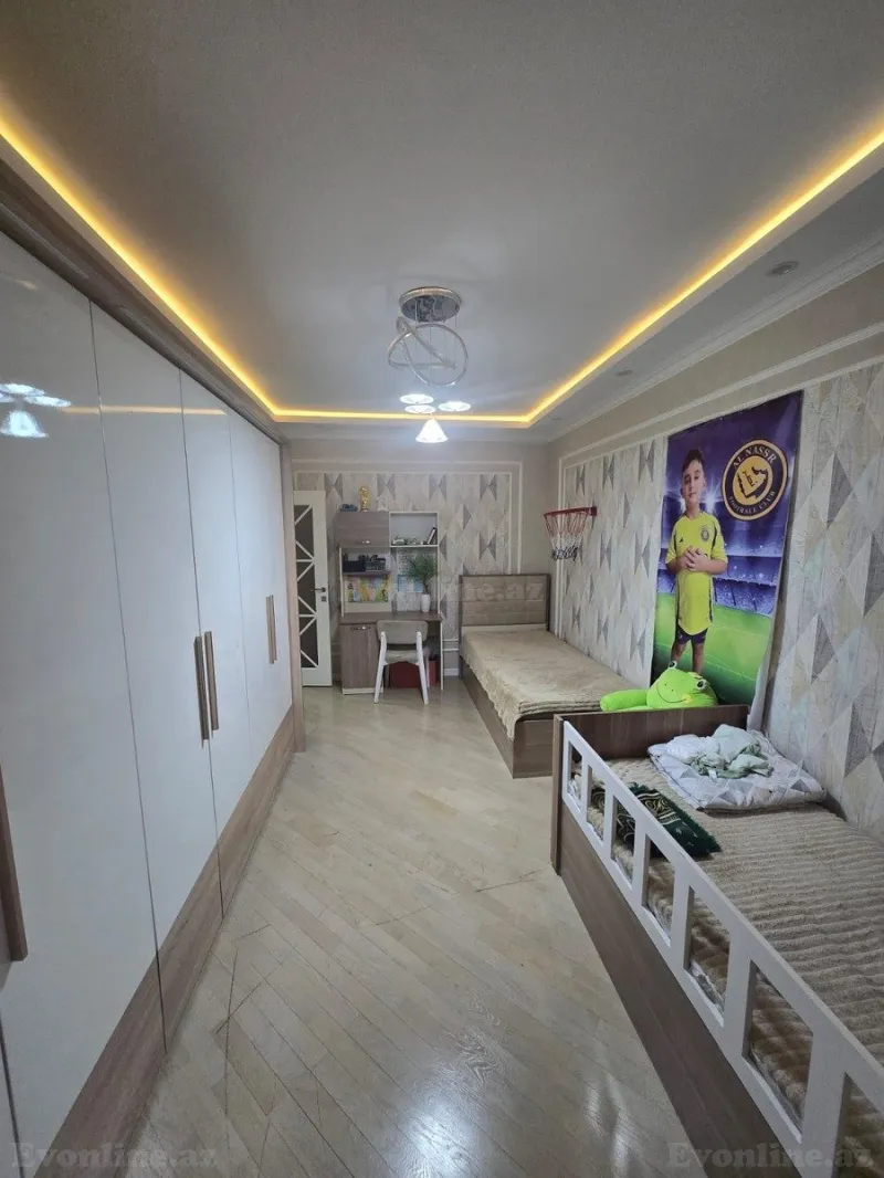 Satılır 3 otaqlı Mənzil Köhnə tikili 88 m² Gənclik m. - şəkil 24