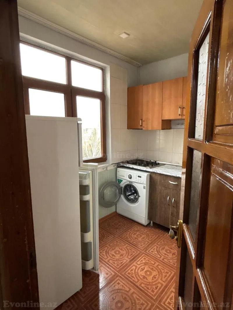 Satılır 2 otaqlı Mənzil Köhnə tikili 52 m² 6-cı mikrorayon - şəkil 8