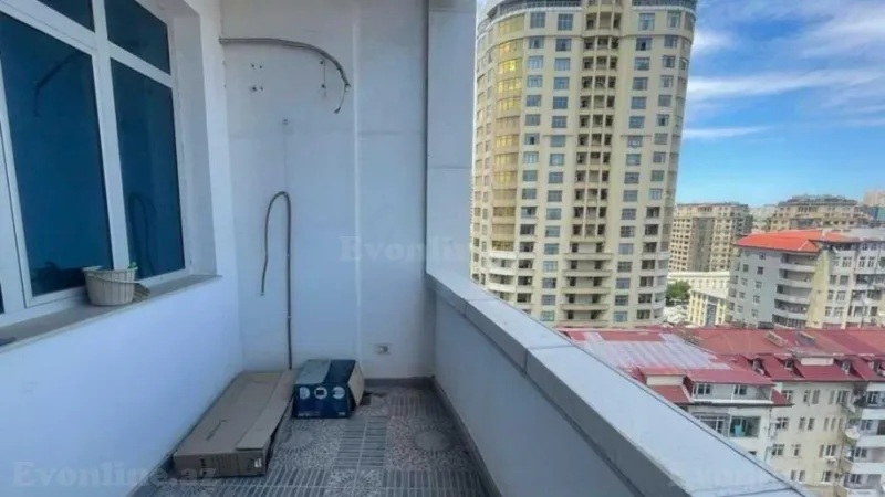 Satılır 4 otaqlı Mənzil Yeni tikili 210 m² Nizami m. - şəkil 14