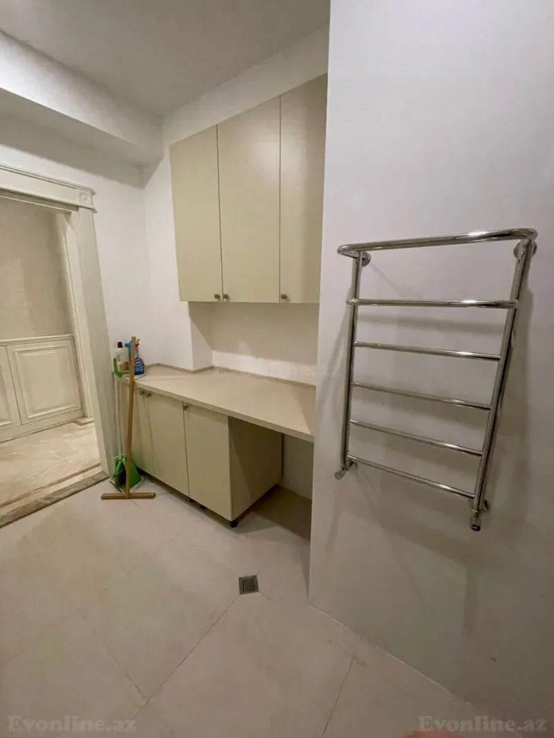 Kirayə verilir 6 otaqlı Mənzil Yeni tikili 250 m² Yasamal - şəkil 26