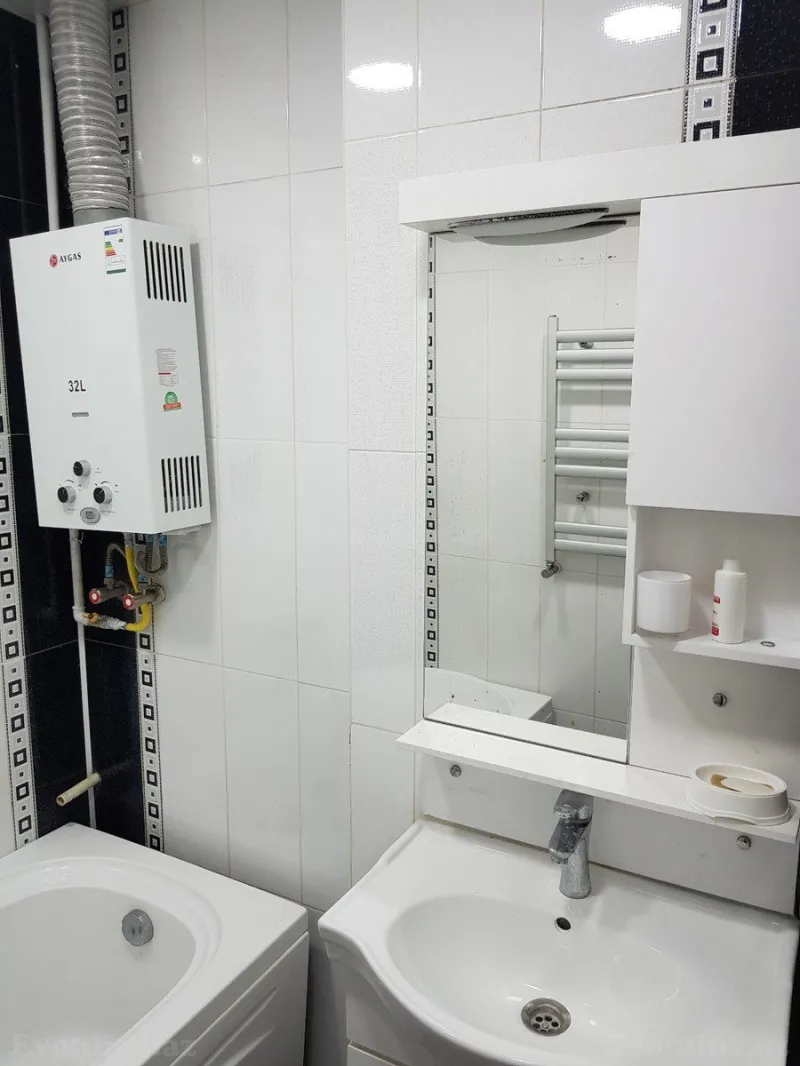 Kirayə verilir 3 otaqlı Mənzil Köhnə tikili 75 m² Xalqlar Dostluğu m. - şəkil 15