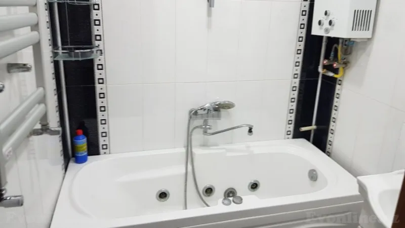 Kirayə verilir 3 otaqlı Mənzil Köhnə tikili 75 m² Xalqlar Dostluğu m. - şəkil 16