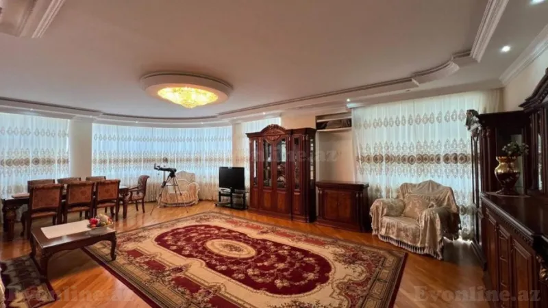 Satılır 4 otaqlı Mənzil Yeni tikili 163 m² Elmlər Akademiyası m.