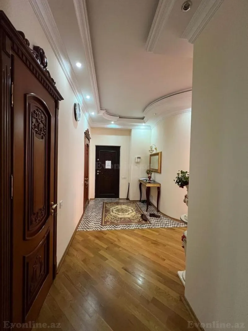 Satılır 4 otaqlı Mənzil Yeni tikili 163 m² Elmlər Akademiyası m. - şəkil 12