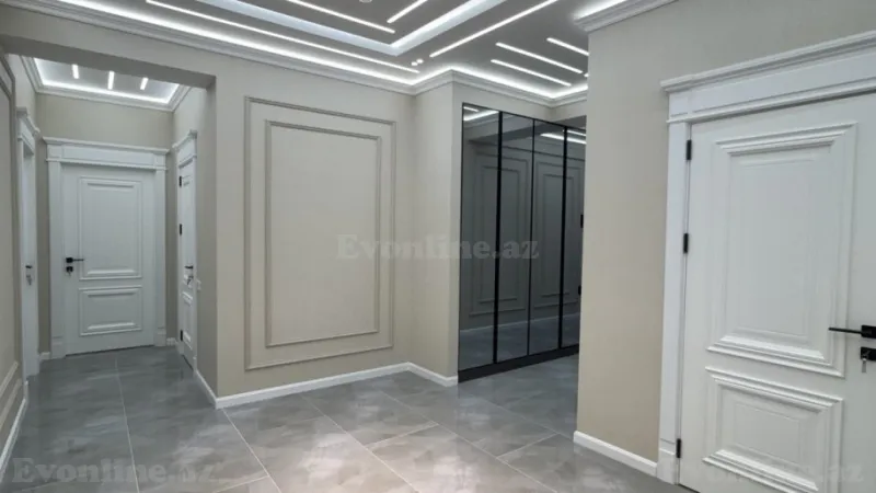 Satılır 4 otaqlı Mənzil Yeni tikili 138 m² Həzi Aslanov m. - şəkil 17