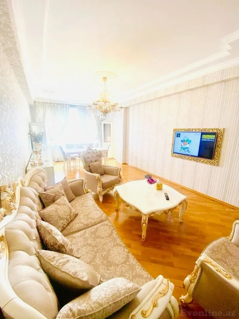 Kirayə verilir 2 otaqlı Mənzil Yeni tikili 100 m² 3-cü mikrorayon