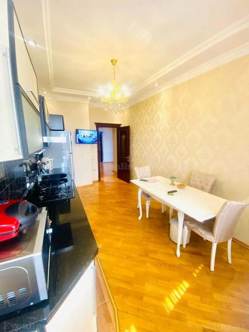 Kirayə verilir 2 otaqlı Mənzil Yeni tikili 100 m² 3-cü mikrorayon - şəkil 10