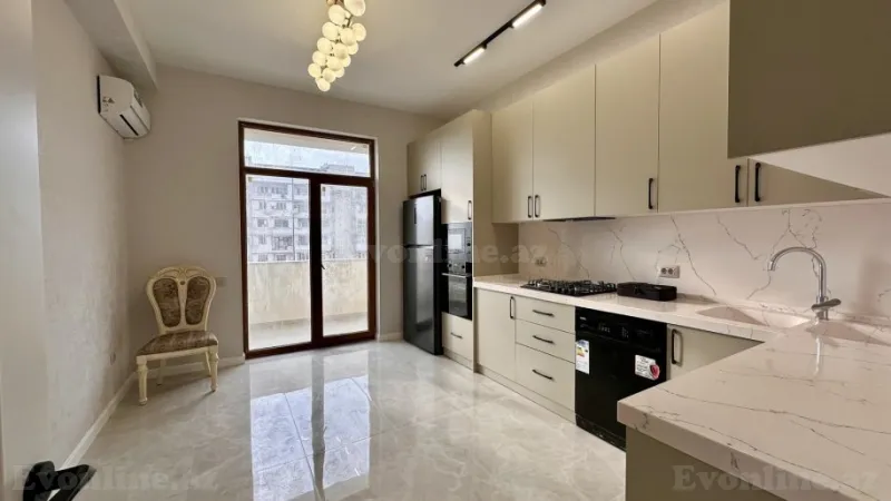 Satılır 3 otaqlı Mənzil Yeni tikili 145 m² Yasamal r. - şəkil 3