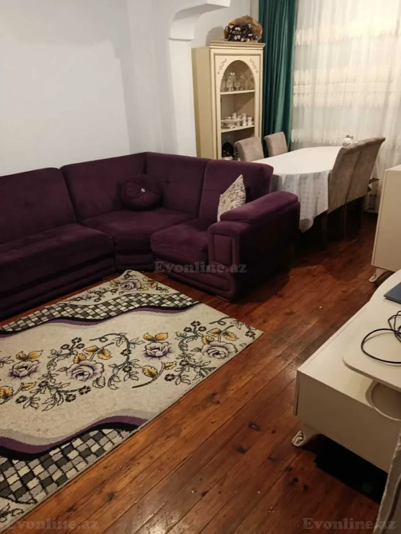 Satılır 3 otaqlı Mənzil Köhnə tikili 75 m² Xalqlar Dostluğu m.