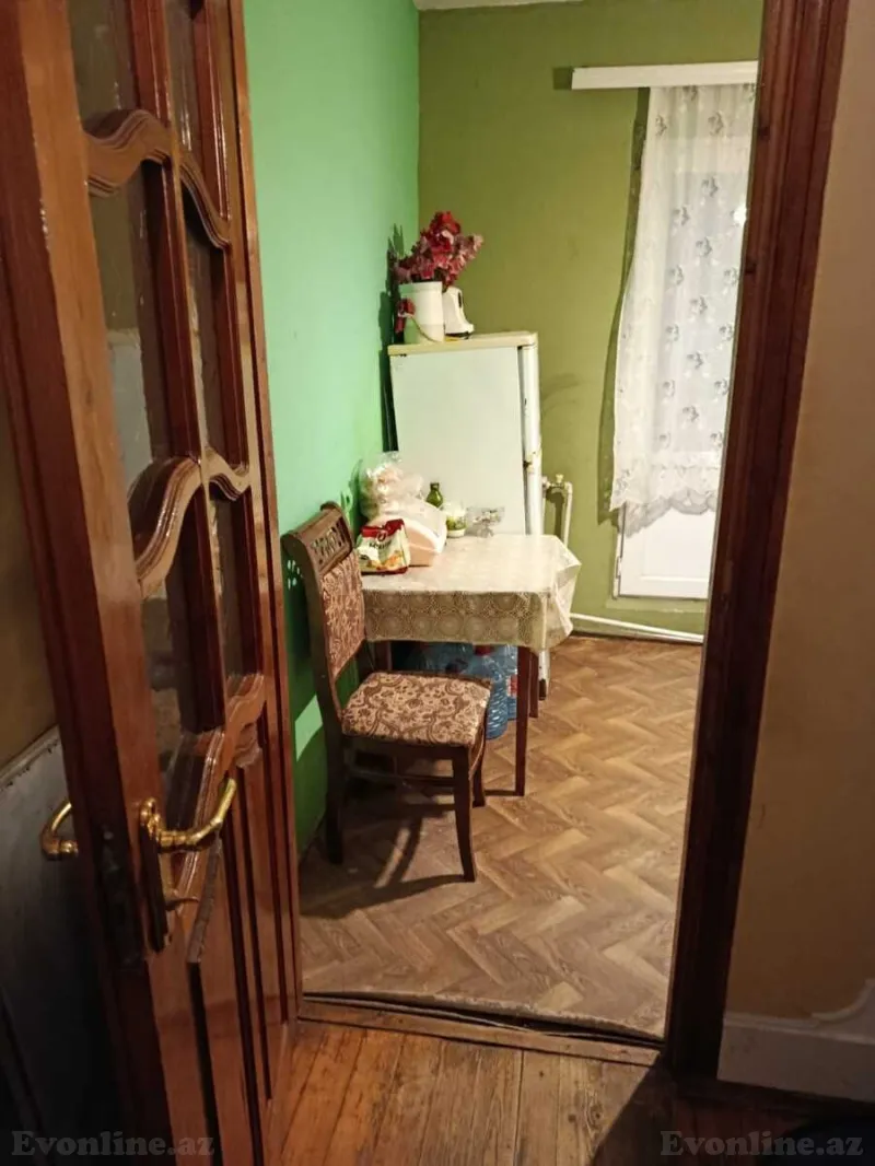 Satılır 3 otaqlı Mənzil Köhnə tikili 75 m² Xalqlar Dostluğu m. - şəkil 4
