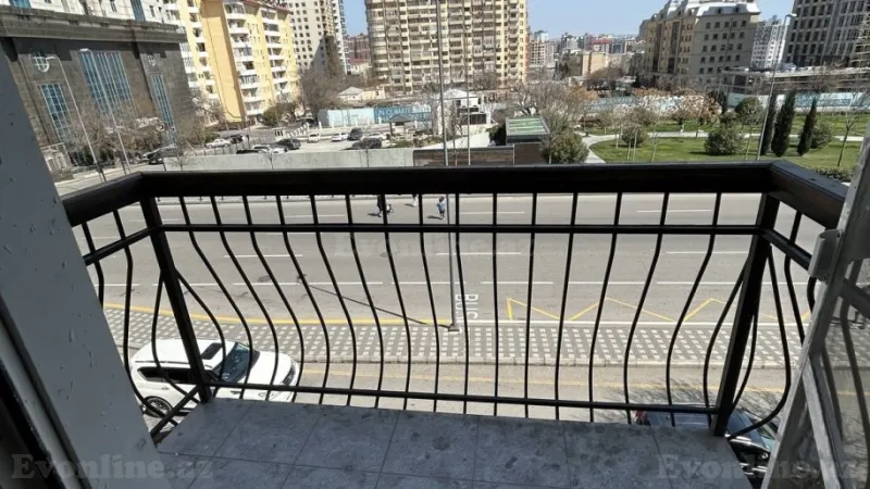 Satılır 3 otaqlı Mənzil Köhnə tikili 80 m² Yasamal - şəkil 13