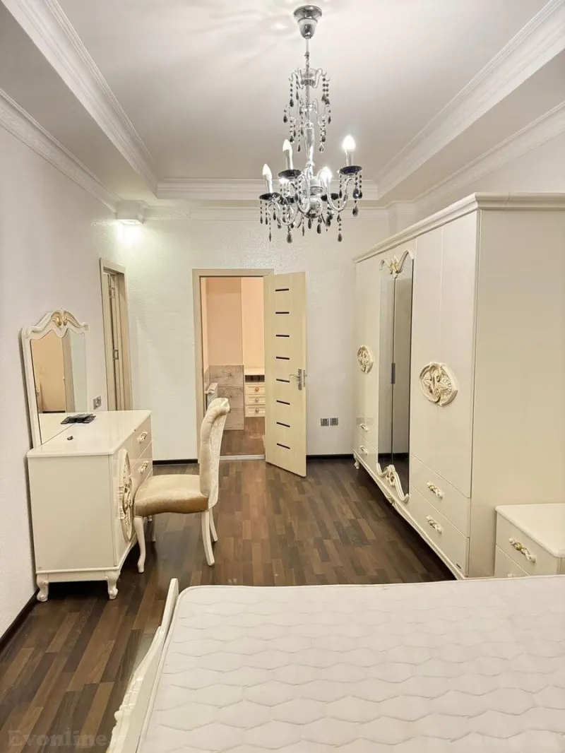 Kirayə verilir 2 otaqlı Mənzil Yeni tikili 100 m² 7-ci mikrorayon - şəkil 9