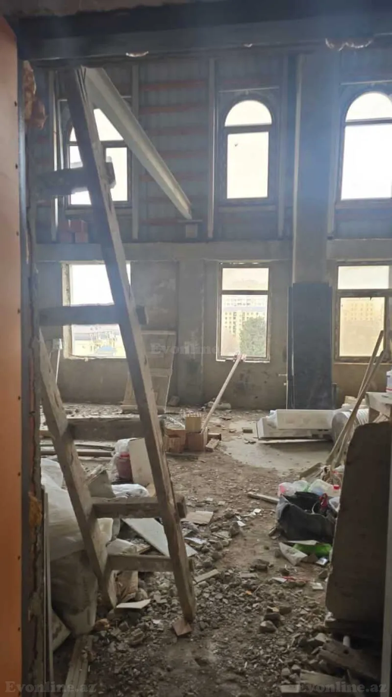 4 otaqlı Mənzil 115 m² Xırdalan Satılır