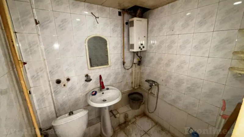 Kirayə verilir 2 otaqlı Mənzil Köhnə tikili 55 m² Qara Qarayev m. - şəkil 6