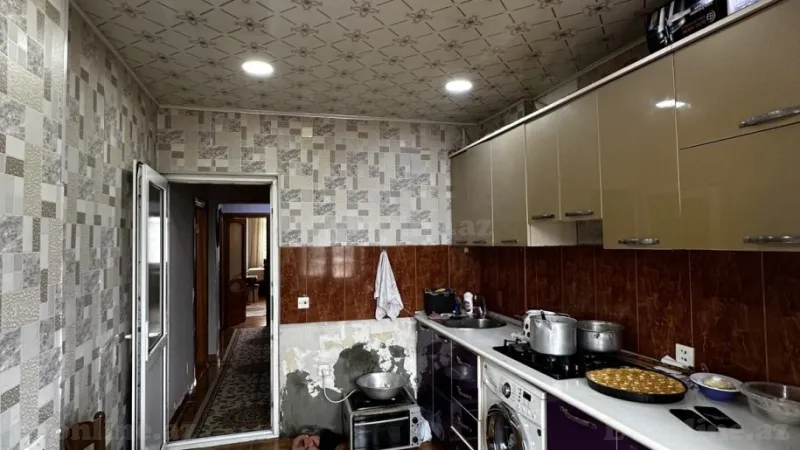 Satılır 4 otaqlı Mənzil Köhnə tikili 100 m² Yasamal - şəkil 17