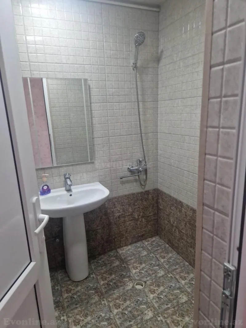 Kirayə verilir 2 otaqlı Mənzil Köhnə tikili 60 m² 8-ci mikrorayon - şəkil 8