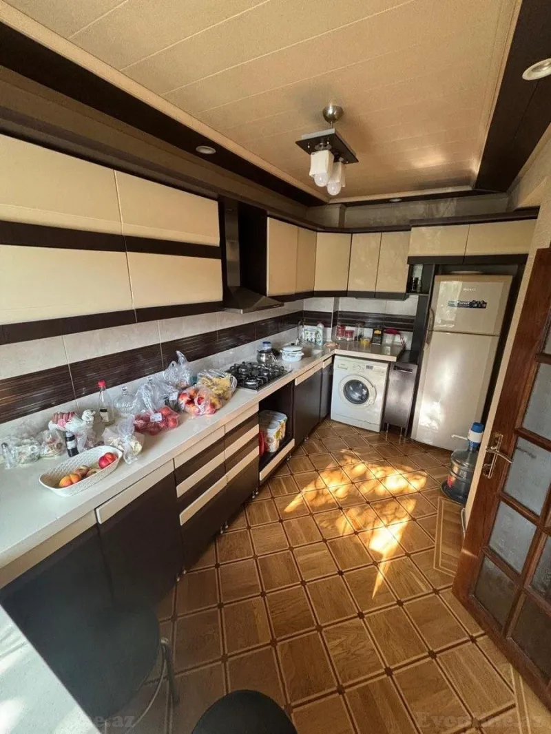 Kirayə verilir 4 otaqlı Mənzil Köhnə tikili 60 m² Yeni Yasamal - şəkil 3