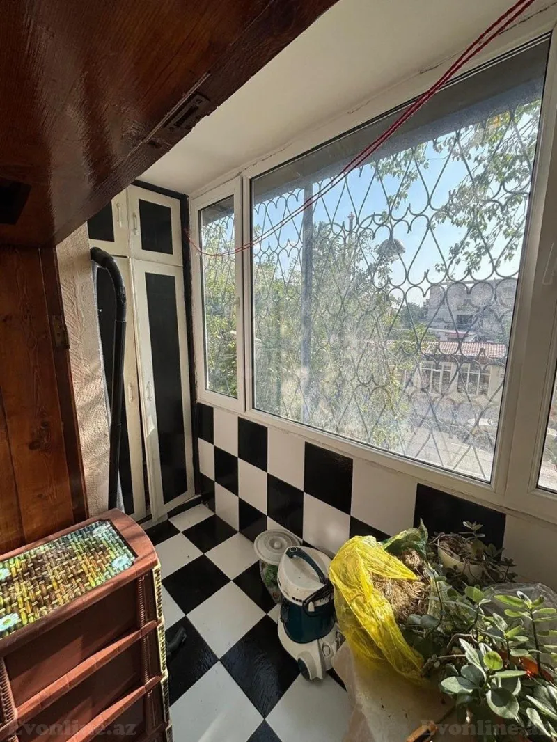 Kirayə verilir 4 otaqlı Mənzil Köhnə tikili 60 m² Yeni Yasamal - şəkil 6