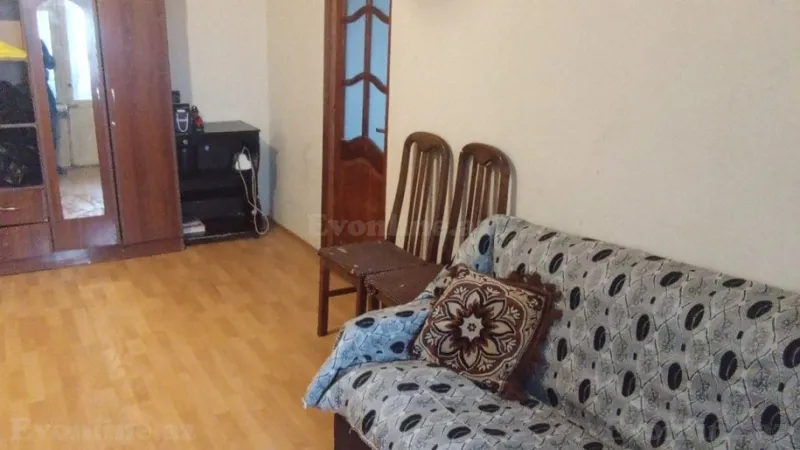 Kirayə verilir 2 otaqlı Mənzil Köhnə tikili 55 m² Nəriman Nərimanov m.