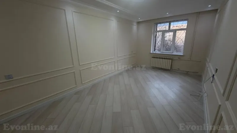 Satılır 4 otaqlı Mənzil Köhnə tikili 110 m² Xalqlar Dostluğu m. - şəkil 4