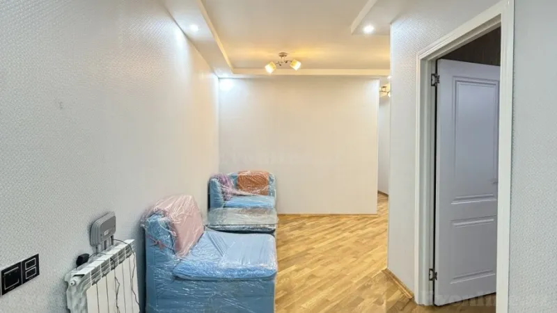 Satılır 3 otaqlı Mənzil Köhnə tikili 115 m² Sabunçu r. - şəkil 4