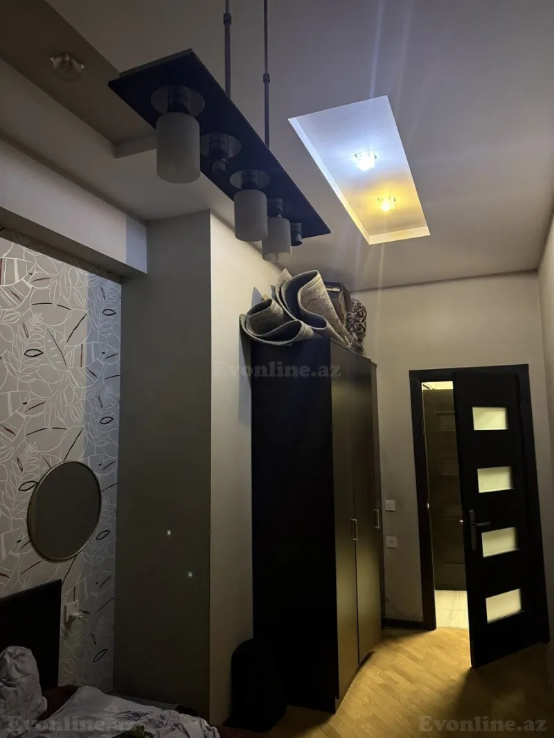 Kirayə verilir 2 otaqlı Mənzil Yeni tikili 60 m² 8 Noyabr m. - şəkil 2