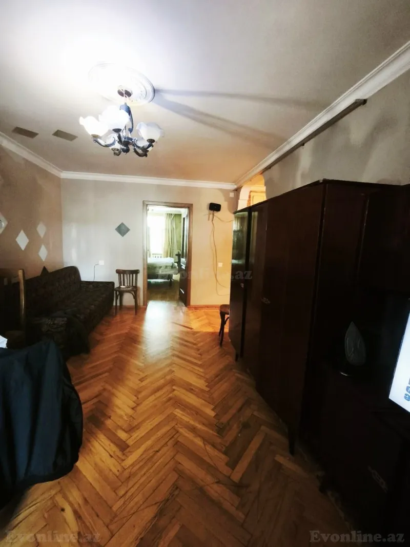 Kirayə verilir 2 otaqlı Mənzil Köhnə tikili 52 m² Nəriman Nərimanov m.