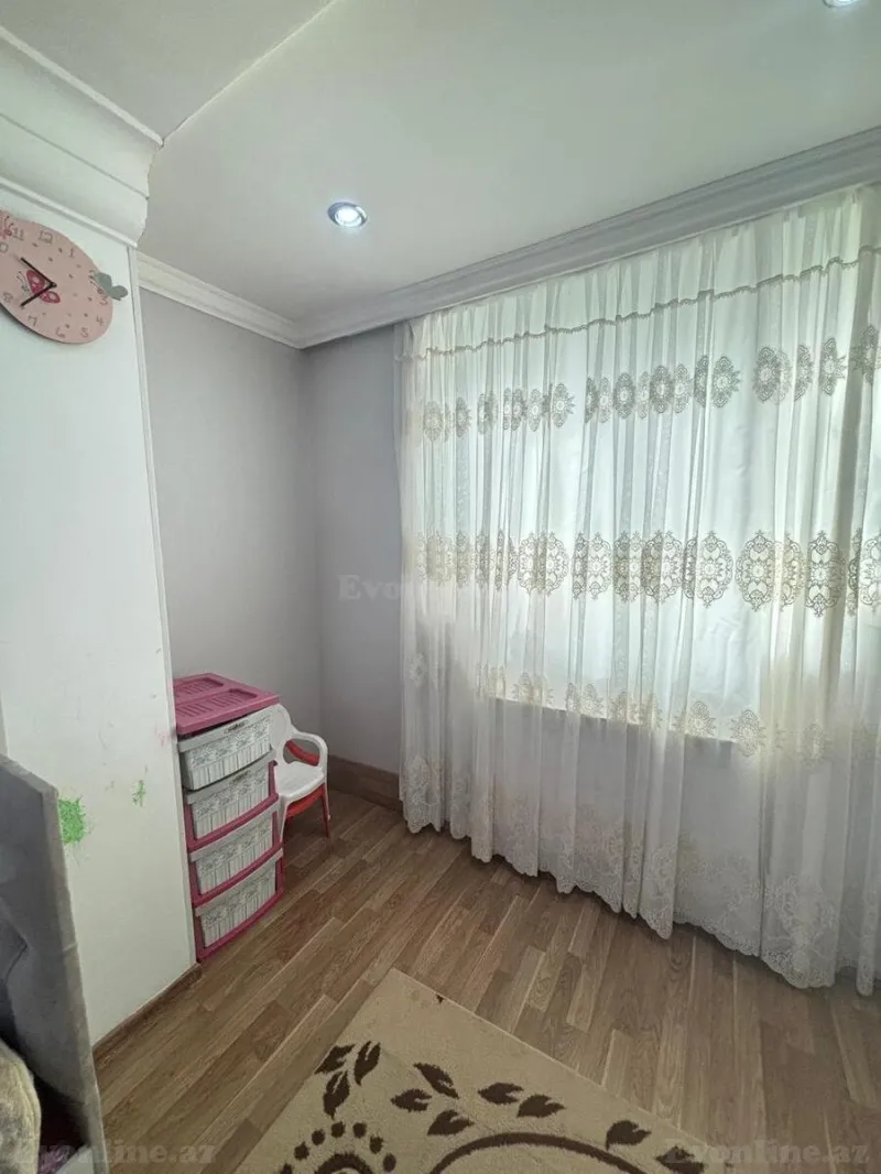 Satılır 4 otaqlı Mənzil Köhnə tikili 120 m² Xırdalan - şəkil 2