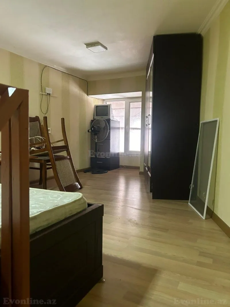 Kirayə verilir 2 otaqlı Mənzil Köhnə tikili 37 m² 28 May m. - şəkil 2
