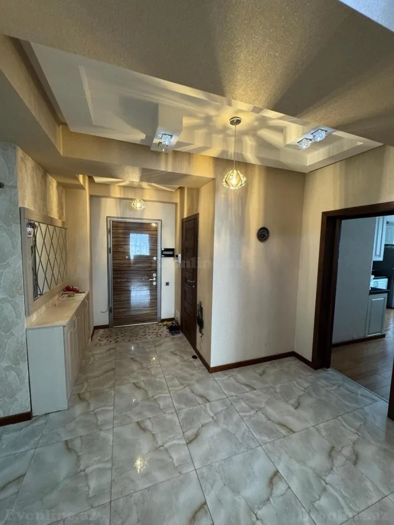 Satılır 4 otaqlı Mənzil Yeni tikili 148 m² 9-cu mikrorayon - şəkil 4